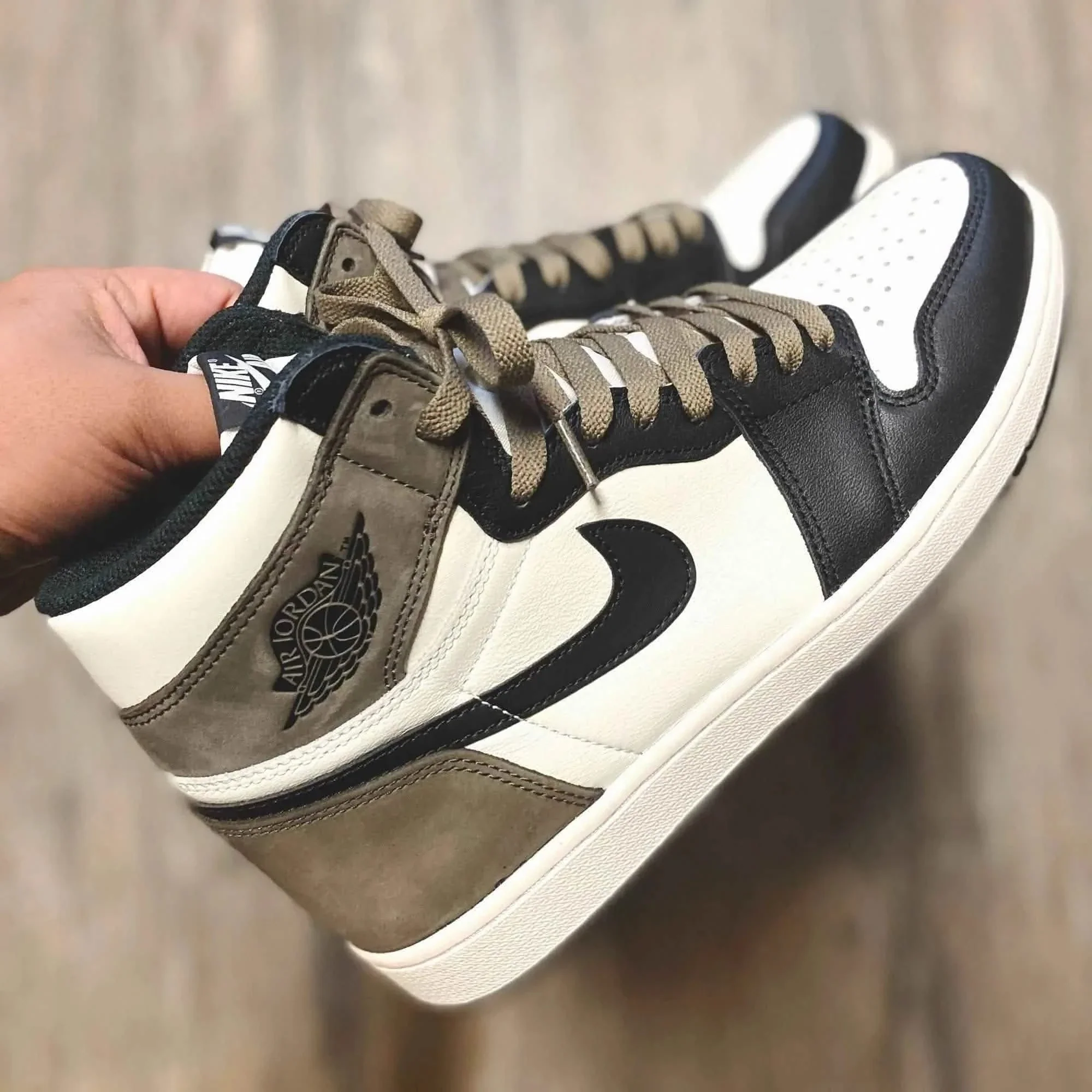 Mocha Jordan 1 Replacement Shoelaces - Image 3